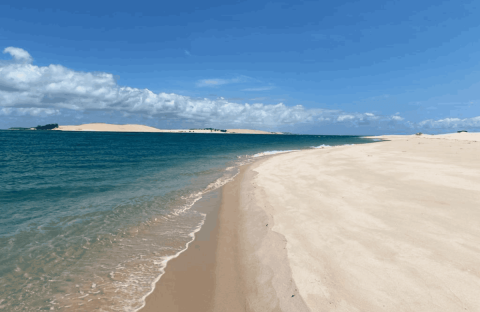 1_c6bo-voyage-plongee-mozambique-vilankulos-club-odyssea-plage-deserte