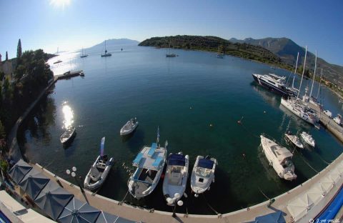 3_c6bo-voyage-plongee-grece-epidaure-epidive-dive-center-diveboat-BAIE-EPIDAURE