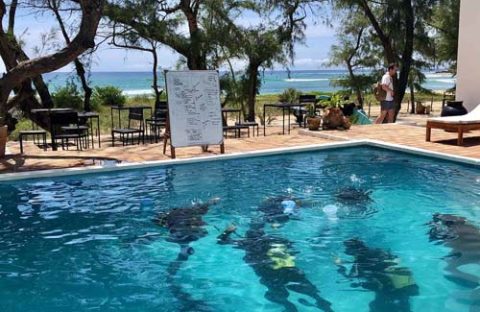 3_c6bo-voyage-plongee-mozambique-tofo-liquid-dive-cours-piscine